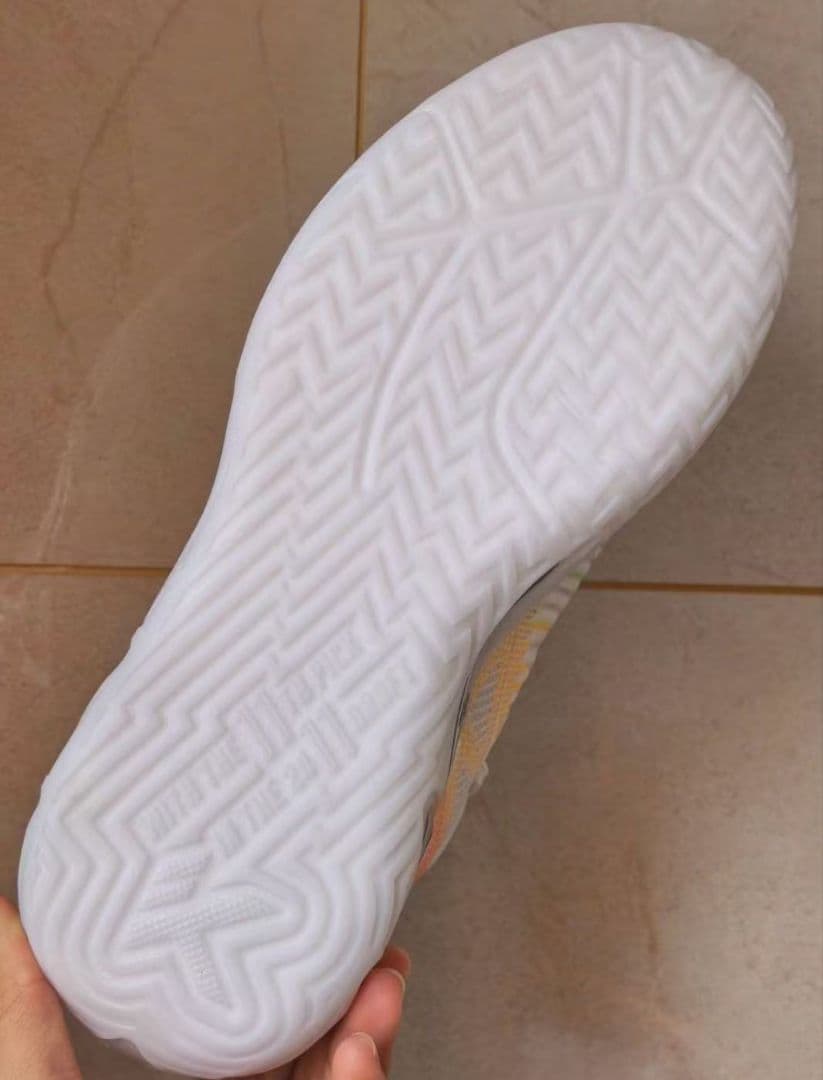 ANTA KT11「Sti11Klay」Klay Thompson着用モデル