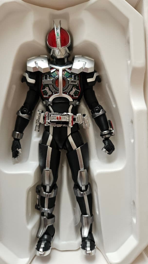 S.H.Figuarts 真骨頂 仮面ライダーファイズ アクセルフォーム