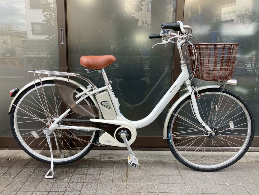 中古電動自転車　パナソニック　ビビライトU 26インチ ホワイト 横浜№3684