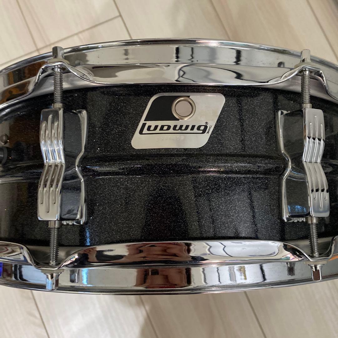 Ludwig アクロライト LM404 14x5 Black Galaxy