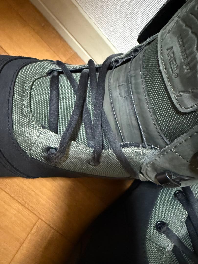 スノーボード DEELUXE ARETH RIN