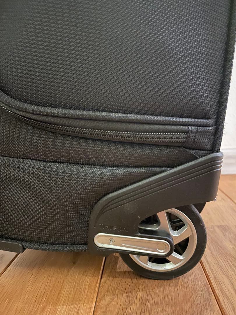 【Travelpro】 Maxlite 5 underseat compact