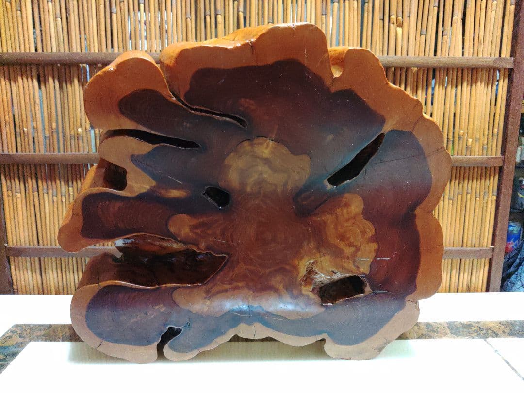 無垢木材　花台　大迫力切り株　かわいい木製オブジェ　木の温もり　年輪　精霊宿る