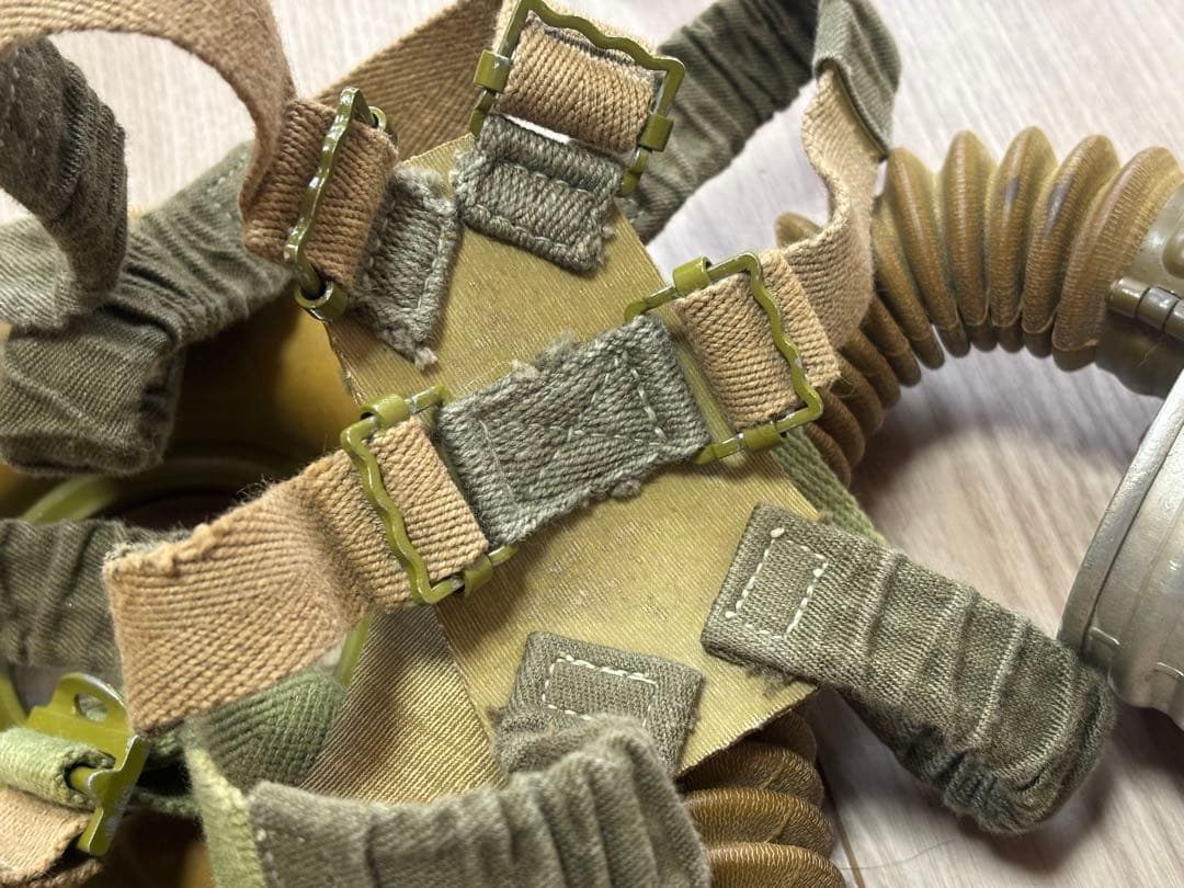 日本軍 陸軍 九九式 防毒面 昭和19年製 未使用品