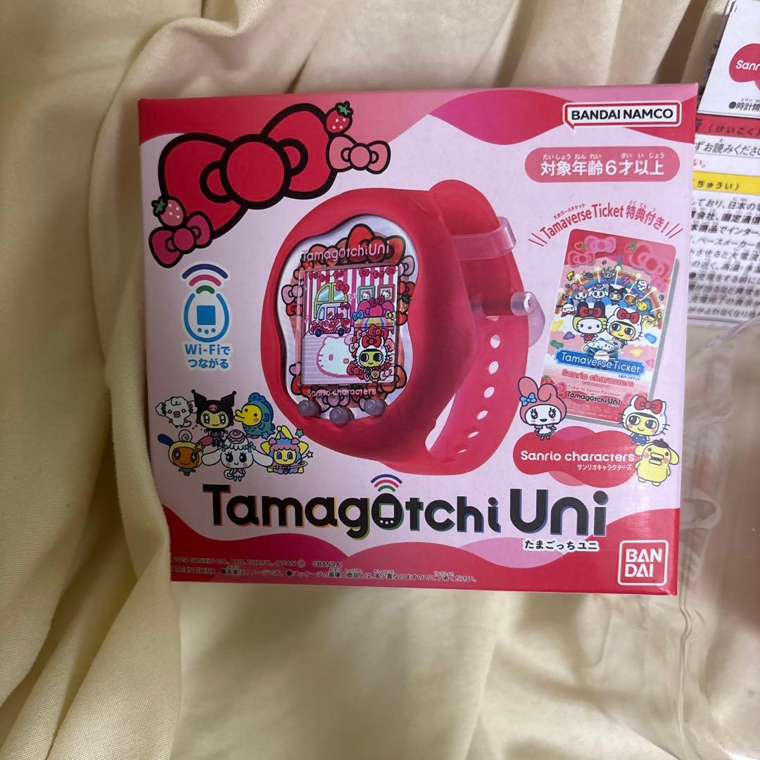 あ*る様 たまごっちuni たまごっちユニ　サンリオ 本体