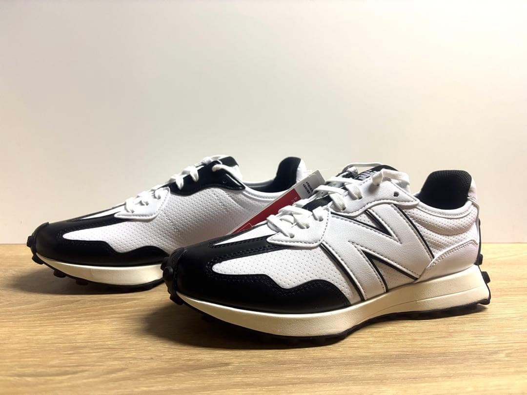 未使用 23cm D ニューバランスゴルフシューズ WGS327AF ホワイト