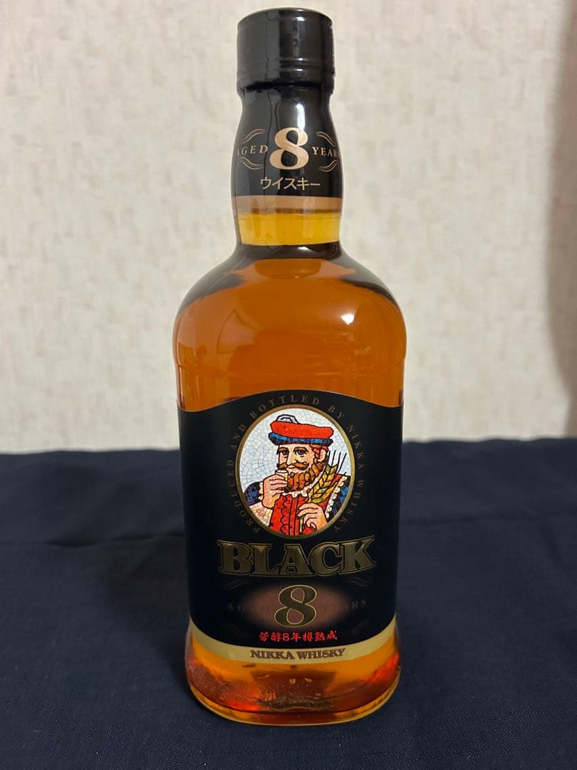 【未開栓品】 ブラックニッカ8年700ml 【古酒】箱無し