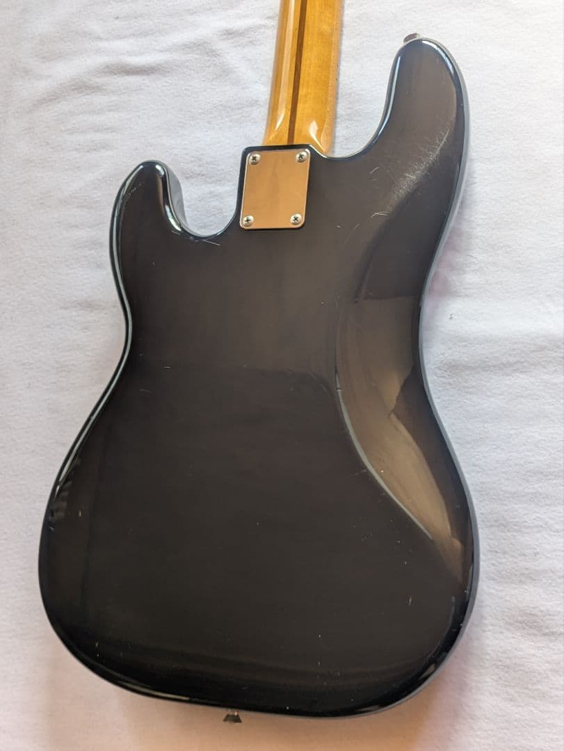 Fender Japan PB57 ケース付き　弦新品　フェンダー　送料無料