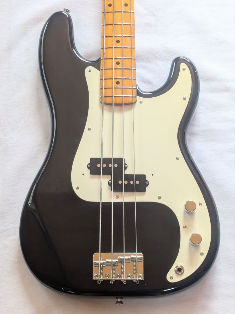 Fender Japan PB57 ケース付き　弦新品　フェンダー　送料無料
