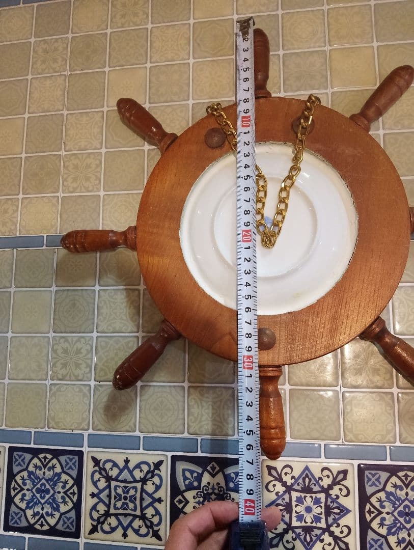 荒川リリーさん作　プルチネッラ　木製ハンドル付き絵皿　デシモーネ　ヴィエトリ