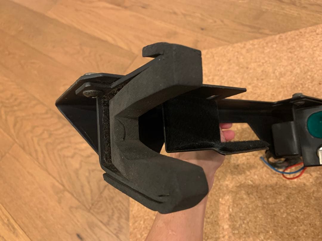 米国警察実物 Santa Cruz 車両用電動ガンラック　鍵付 払い下げ