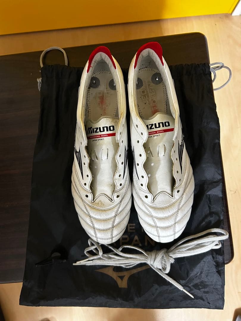 Mizuno サッカーシューズ スパイクMORERIA NEO4 SG