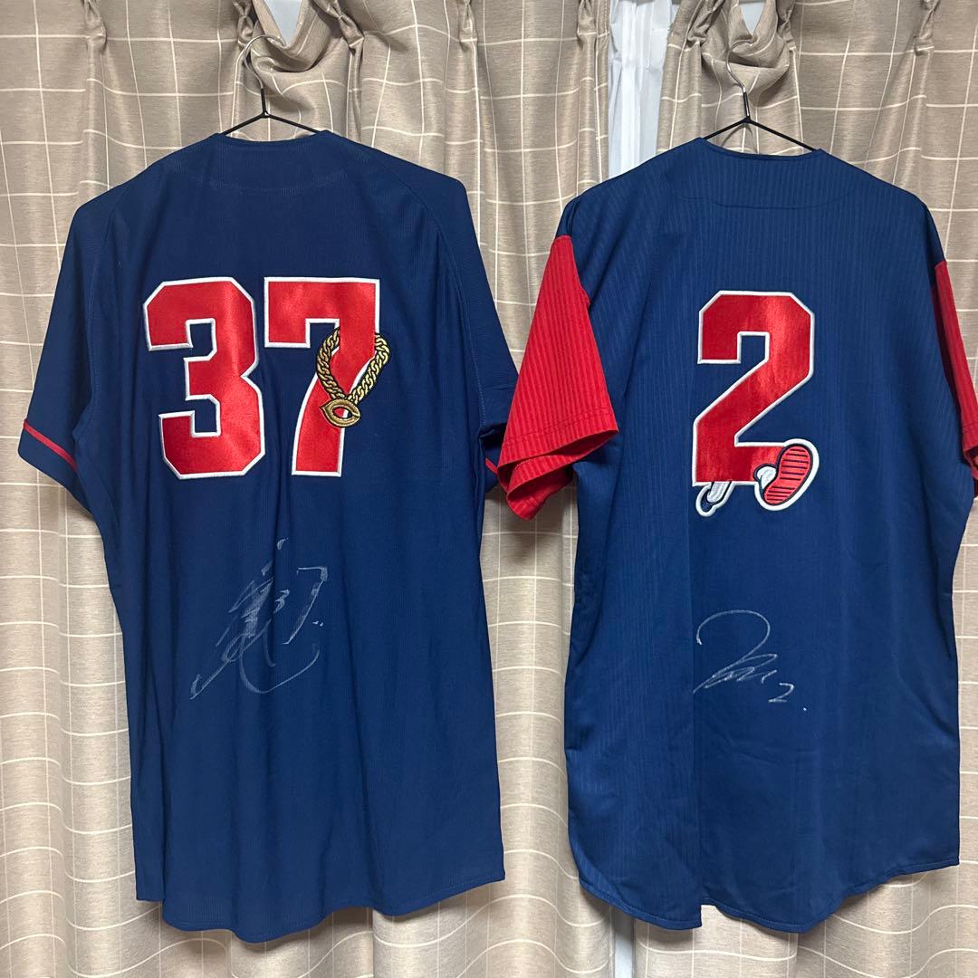 カープ　ユニフォーム 野間　田中　サイン入り　Lサイズ