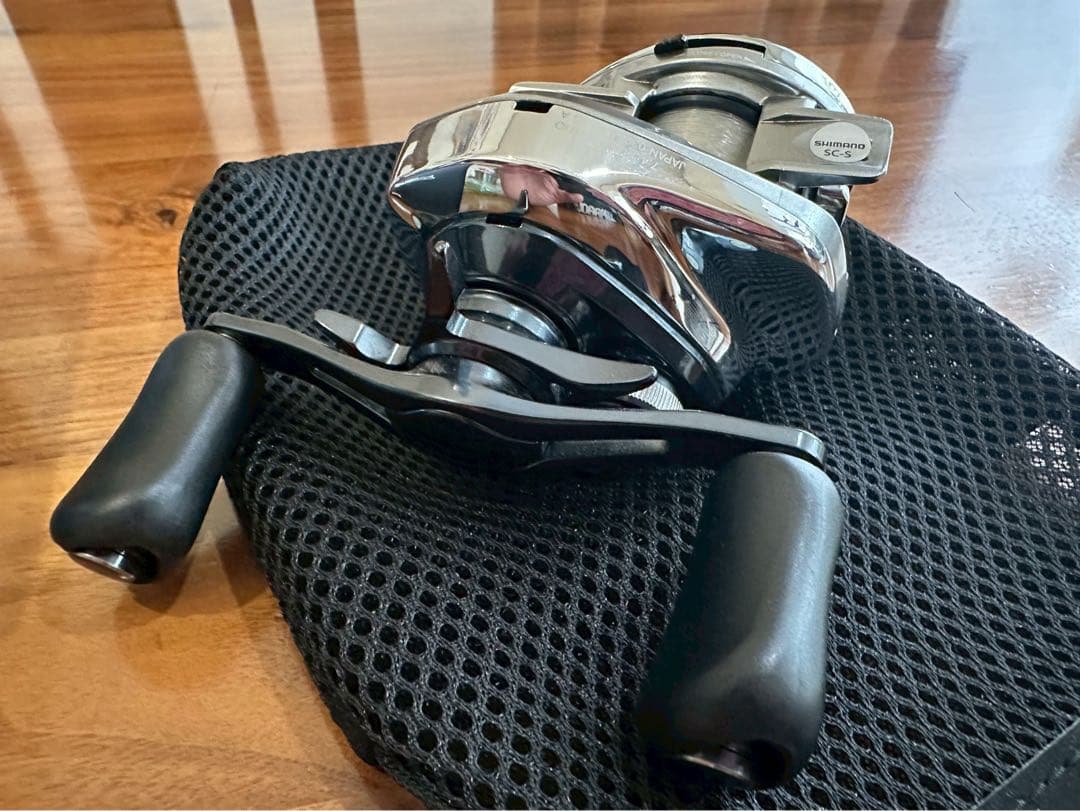 19アンタレス　右ハンドル　HG