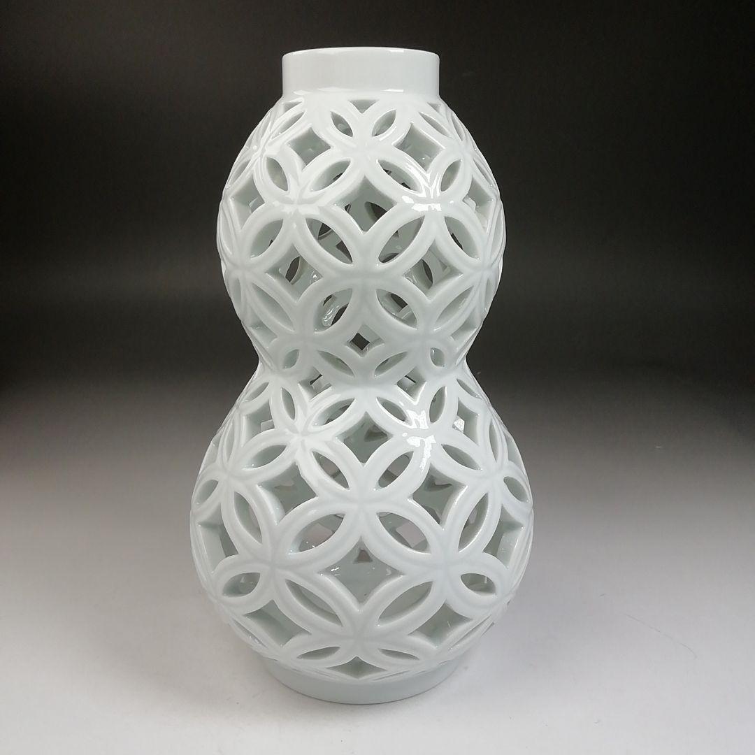 Ｔ９８８　杓立　『平戸白磁　七宝透』『瓢型　杓立』『横石嘉助 造』　共箱　茶道具