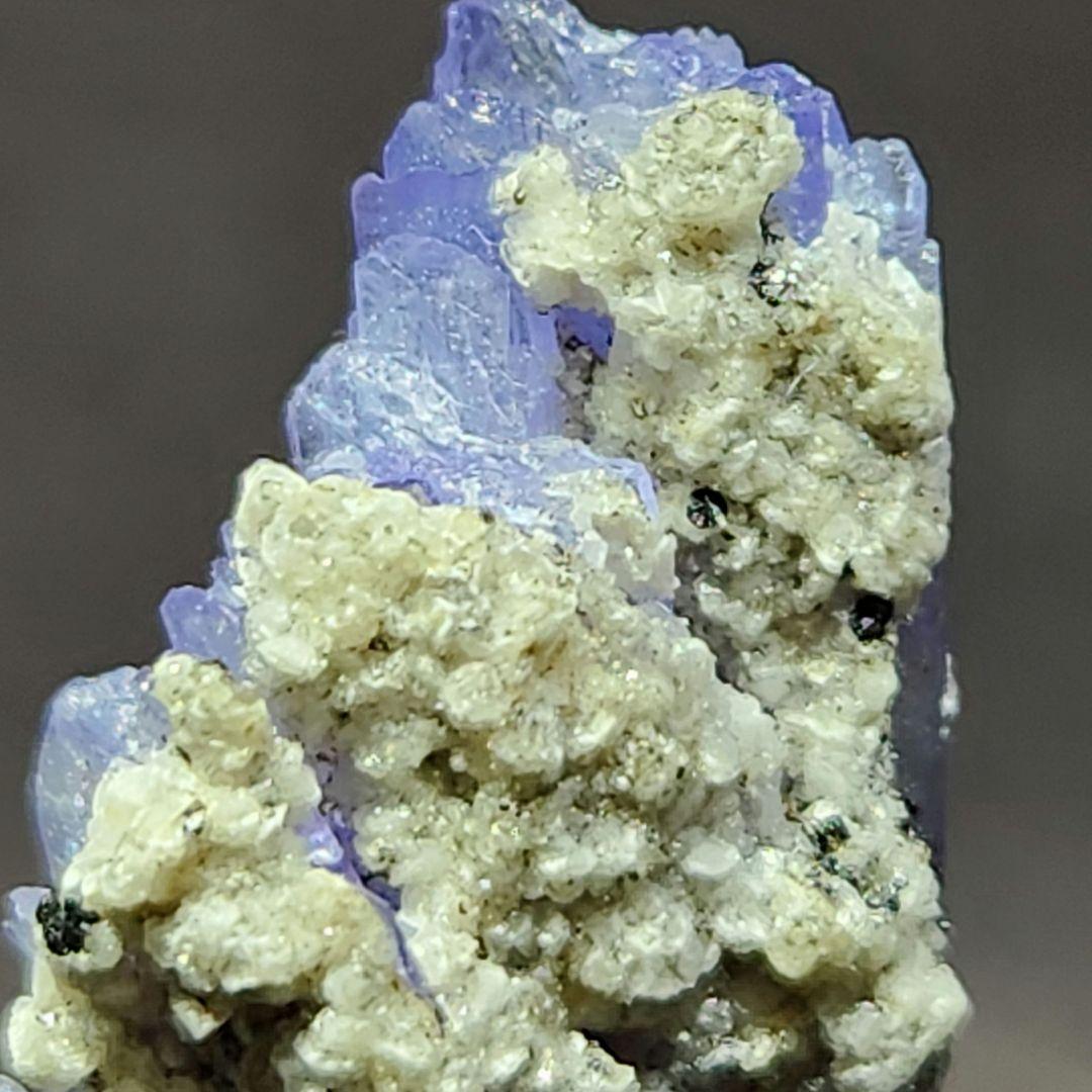 レア✨天然非加熱 スプレータイプ タンザナイト＆カルサイト共生原石