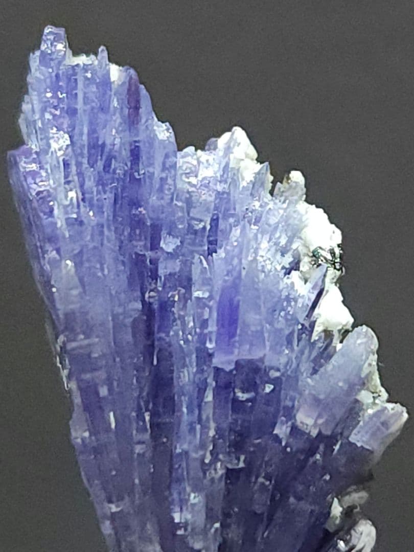 レア✨天然非加熱 スプレータイプ タンザナイト＆カルサイト共生原石