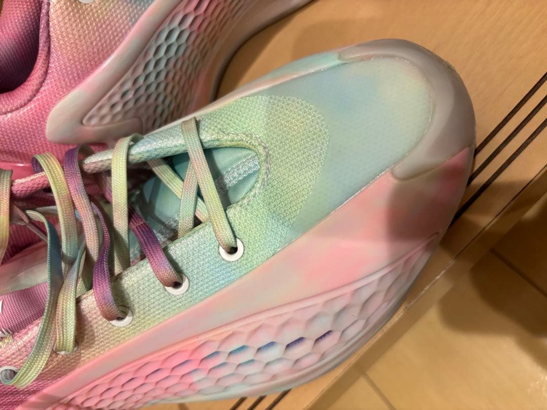 adidas バスケットボールシューズ マルチカラー