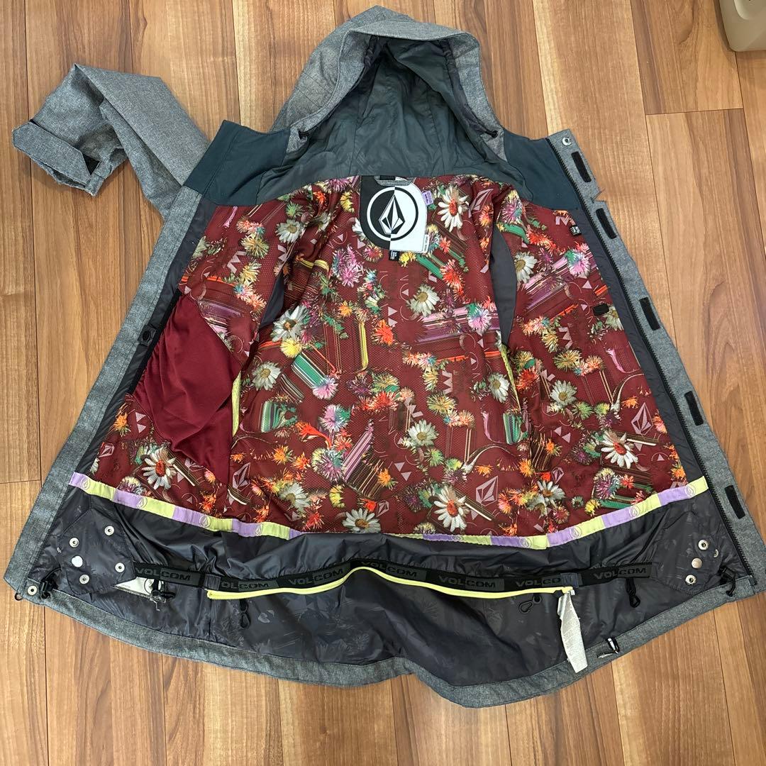 VOLCOM ウェア　S 上下セット　ボルコム