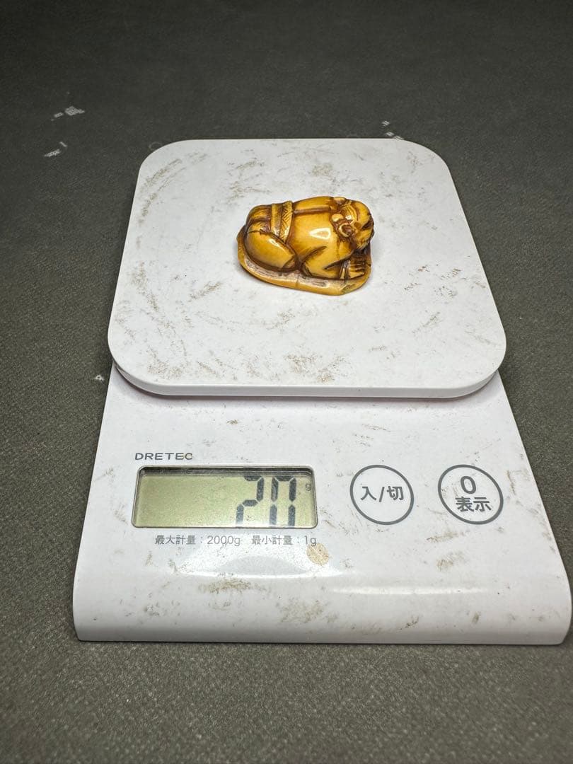 極上　鬼根付　天然素材　アンティーク　和彫　置物　骨董　飾り物　古美術品