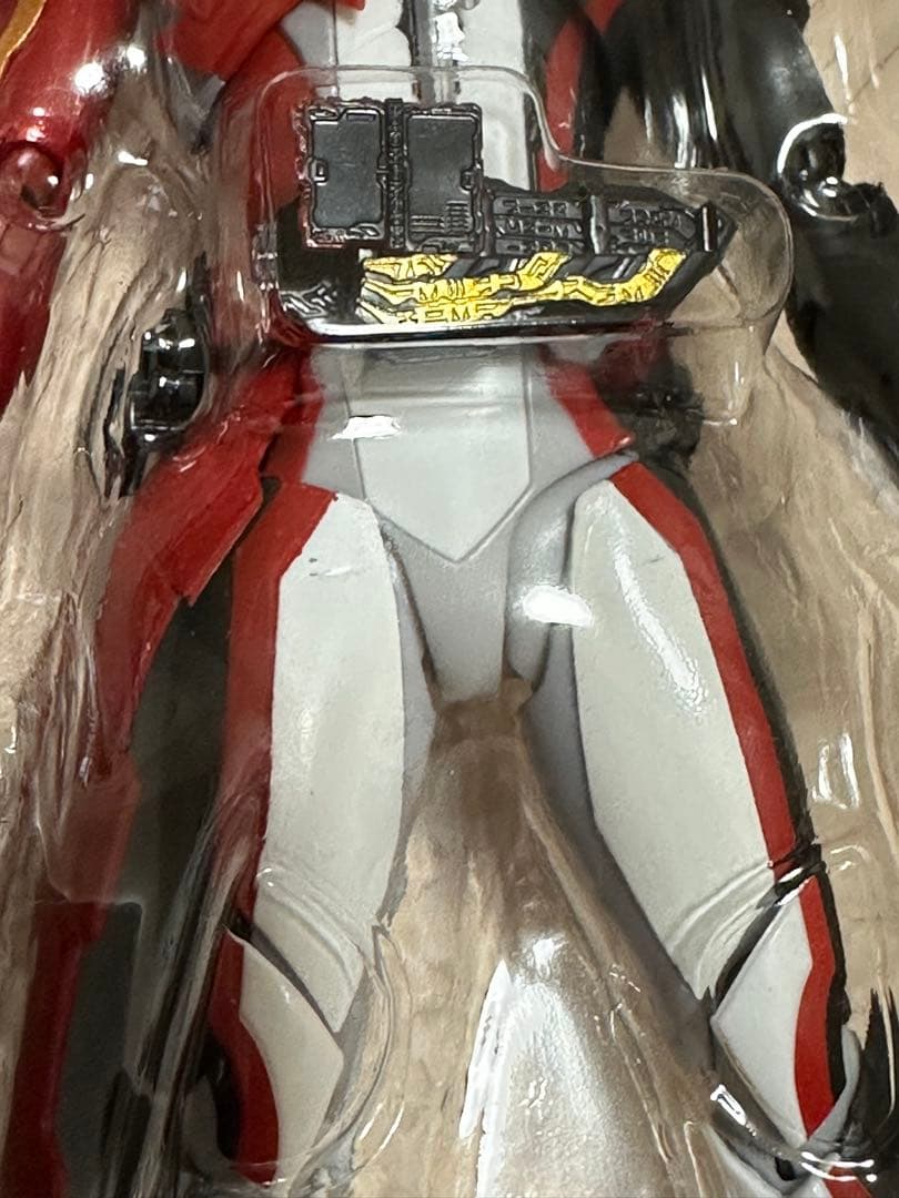 仮面ライダーセイバー　S.H.Figuarts 4体セット