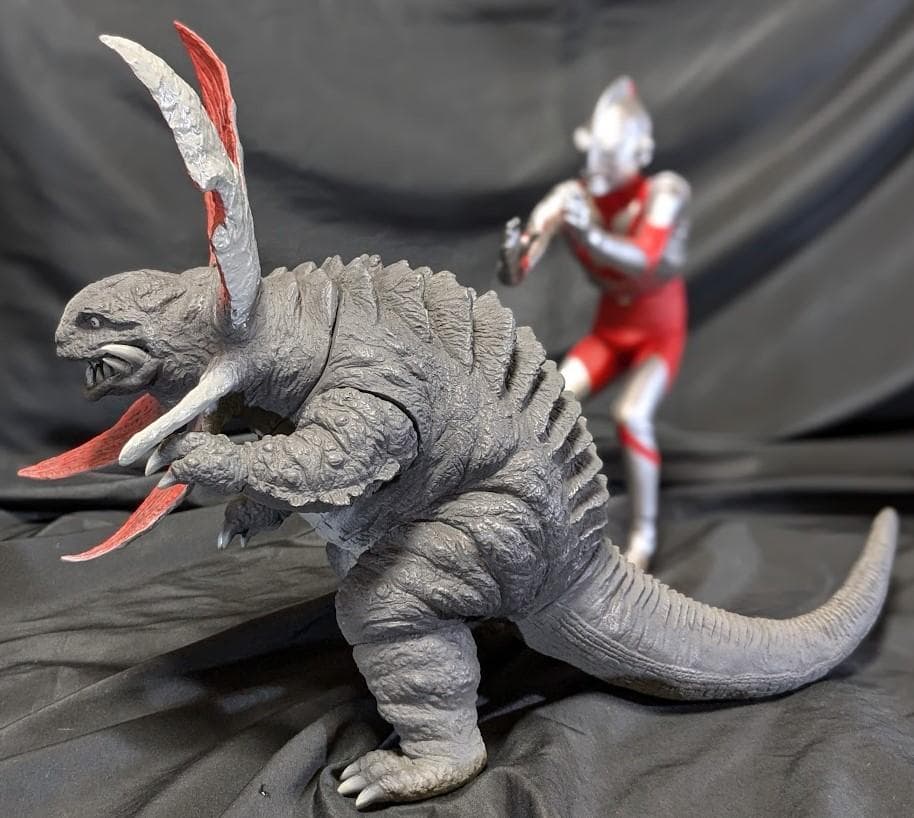 ウルトラマンａタイプ＆ガボラ（ＣＣＰ）1/6特撮シリーズソフビ２体セット