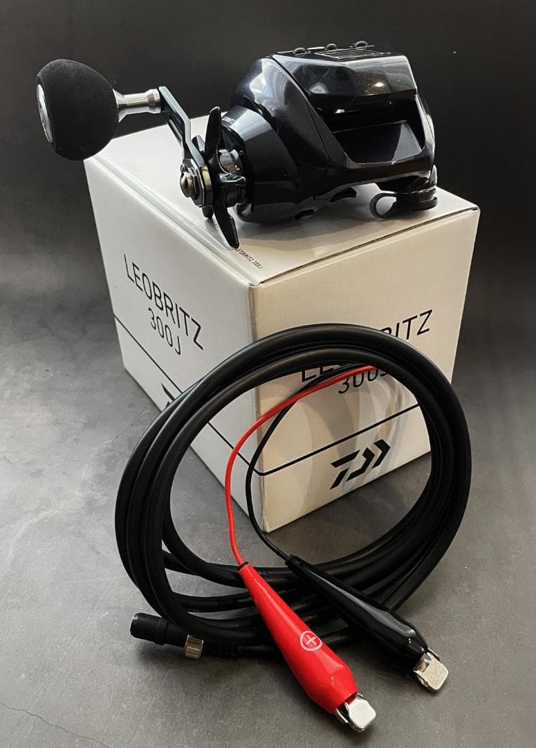 ほぼ未使用！ダイワ 電動リール レオブリッツ 300J 右ハンドル 23年モデル