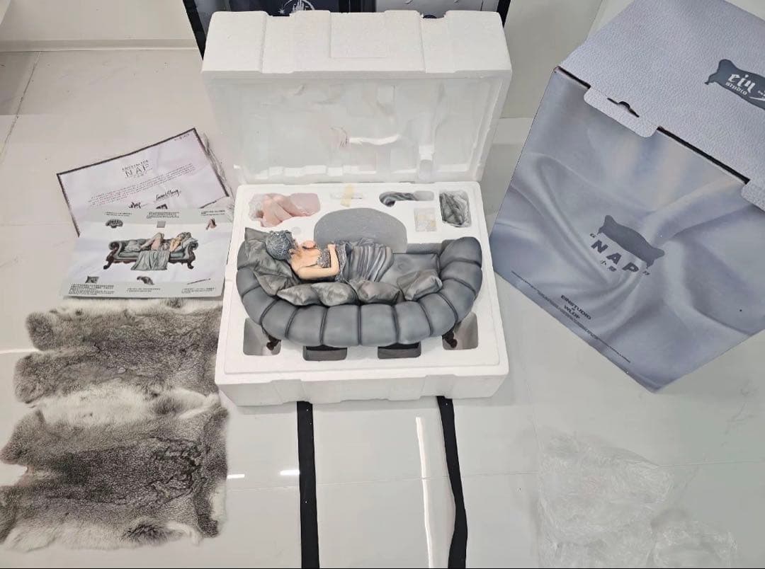 鬼刀シリーズ LightYear Ein 風鈴昼寝をしましょう海琴の煙スタチュー