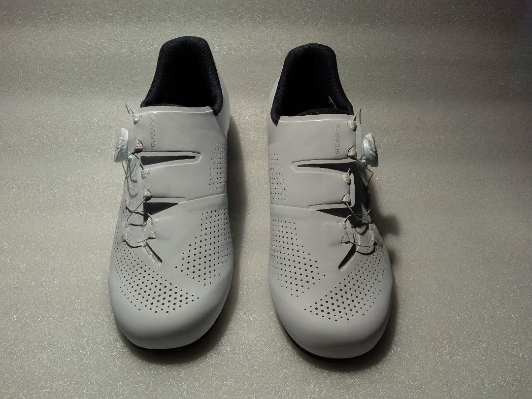 シマノ サイクルシューズ RC3 サイズ 42 ノーマル 色ホワイト