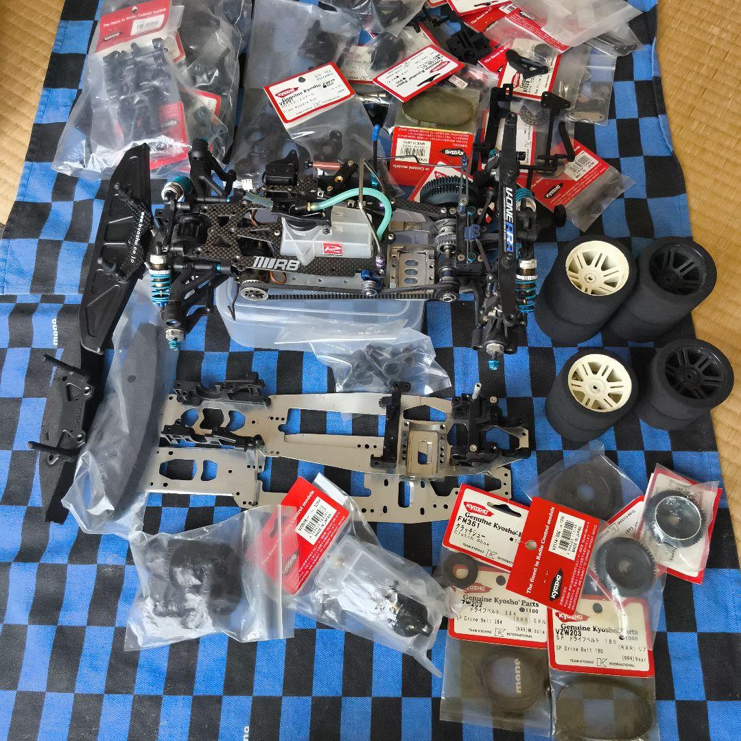 京商　V-One RRRエボ　エンジンカ―　コンバ−ジョン使用