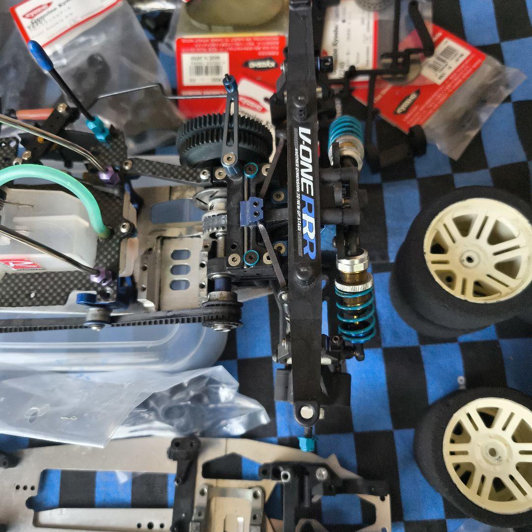 京商　V-One RRRエボ　エンジンカ―　コンバ−ジョン使用