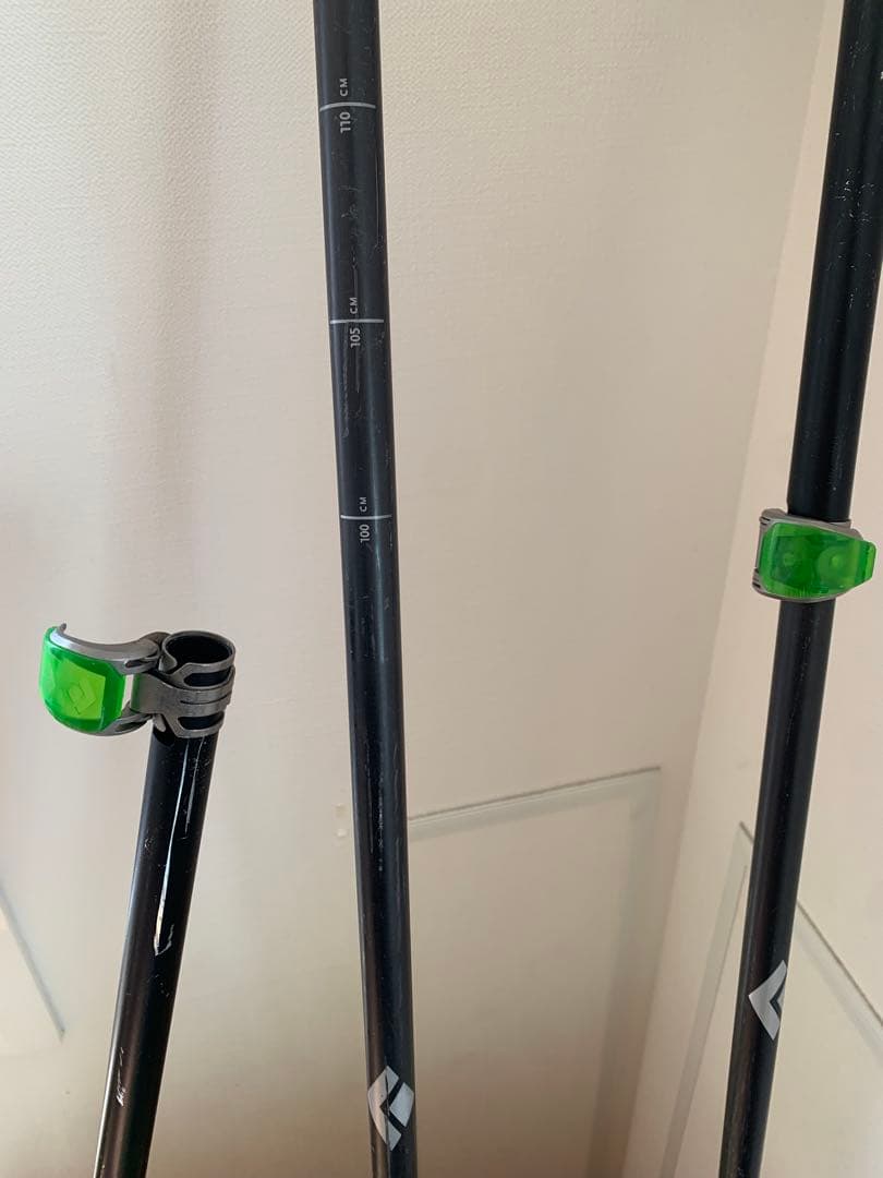 ブラックダイアモンド　カーボンポール 100-125cm伸縮可能