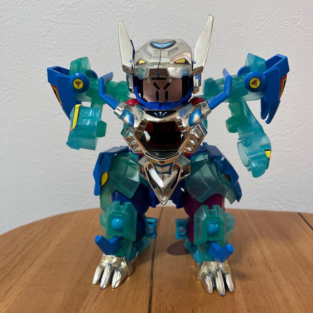 お*た様 ビーダマン？　3体合体ロボ