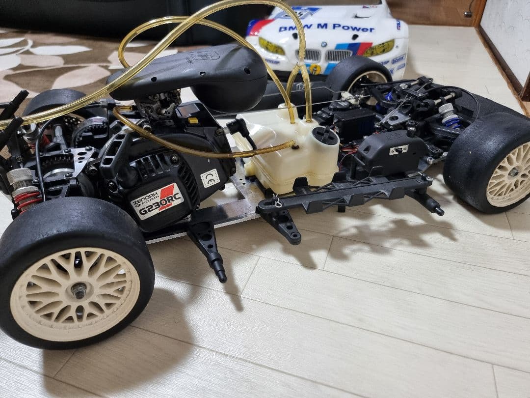 FG 1/5スケール全長90センチ 2ストエンジン23cc