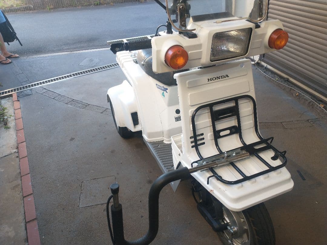 ジャイロX対応！原付二種、原付スクーター用のサーフボードキャリア