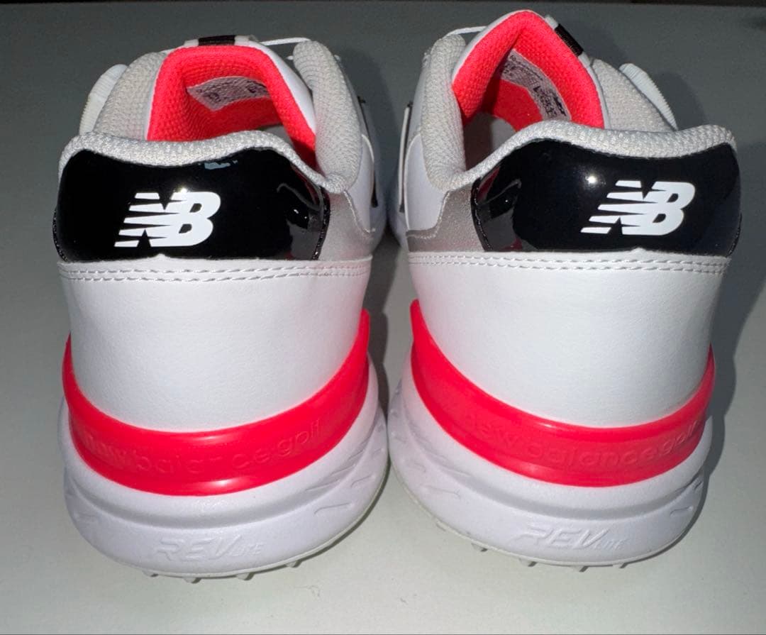 超美品 ニューバランス ゴルフシューズ スパイクレスWGBS996X ボア