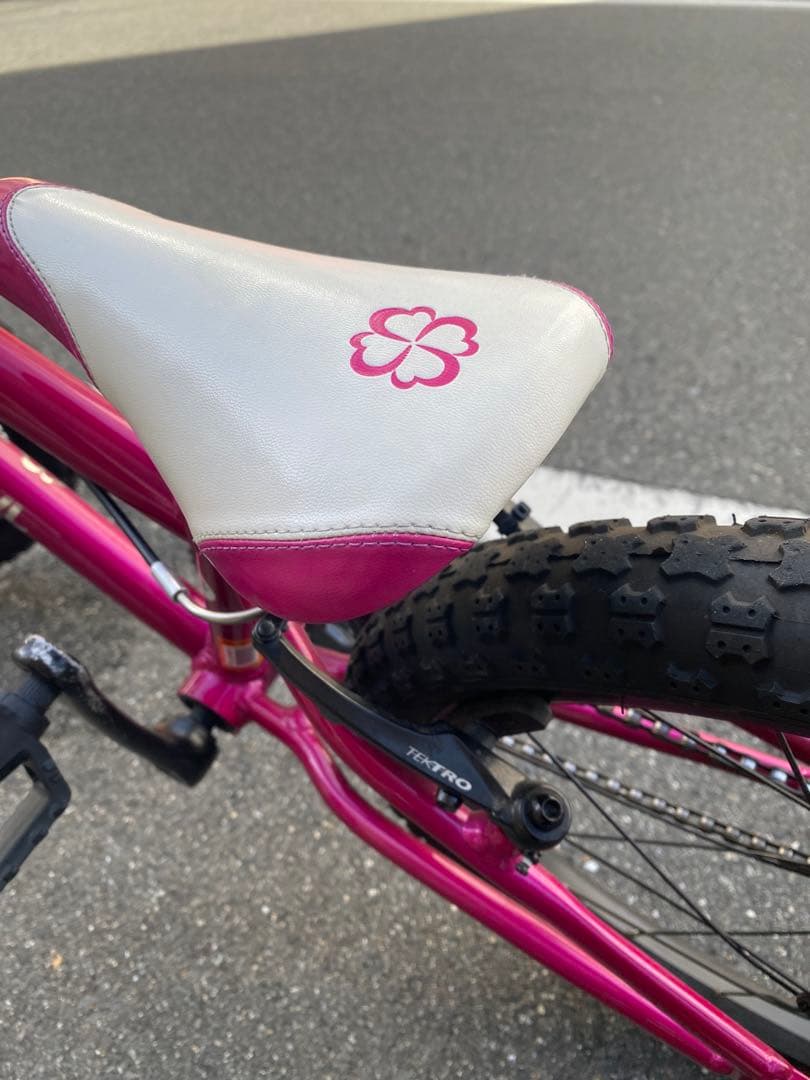 ヨツバサイクル20インチ　カゴ付き