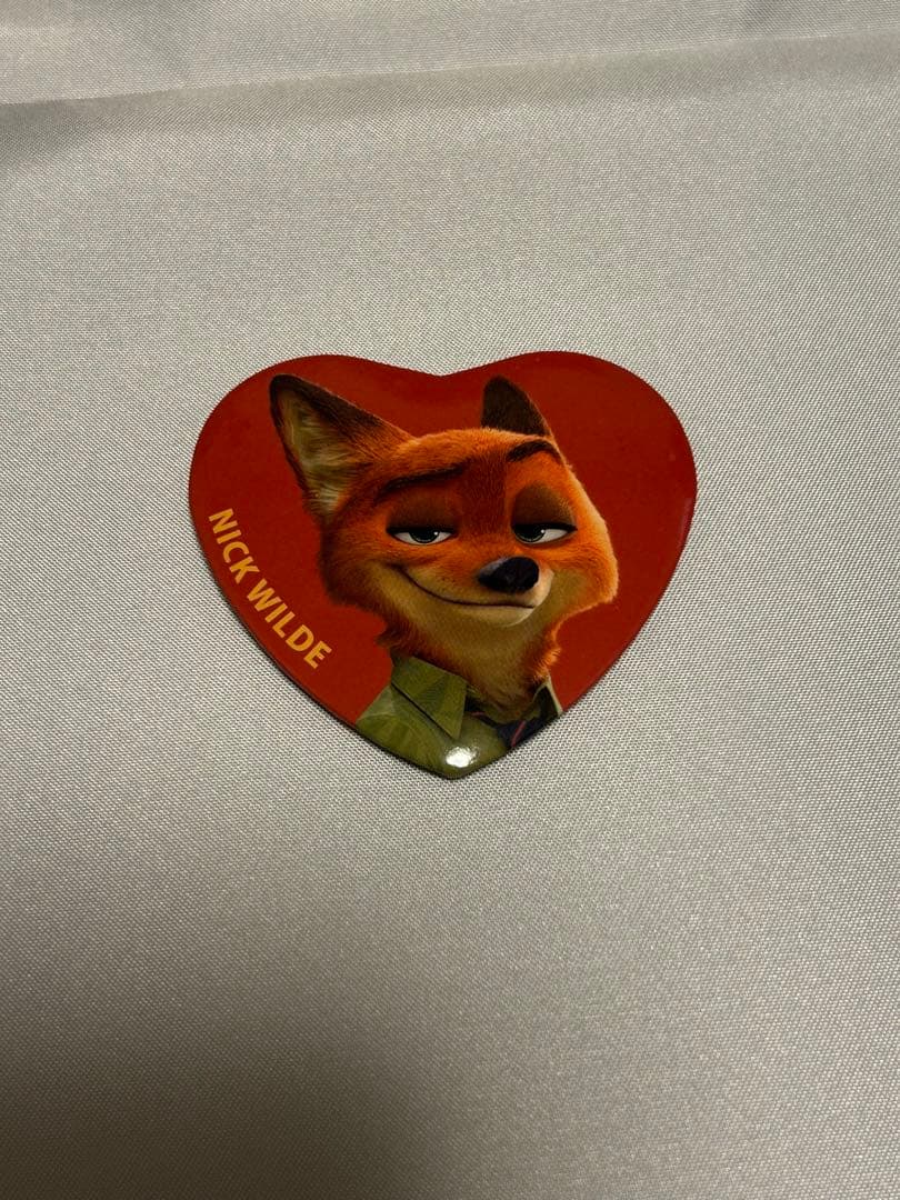 ニック・ワイルド ハート型ピンバッジ　キディランド