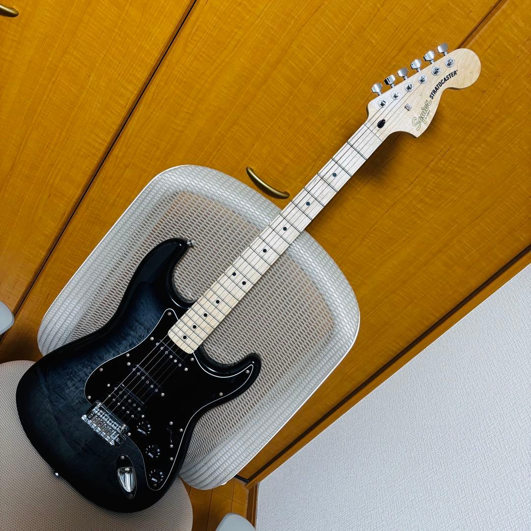ギター Squier by Fender Stratocaster