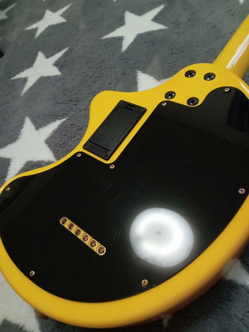 zo-3　hide　イエローハート