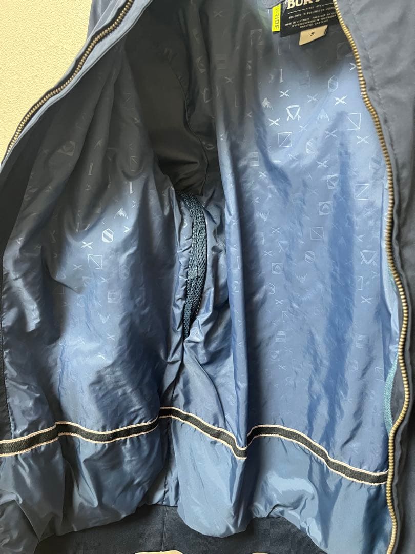 【美品】Burton ネイビー ジャケット フード付き