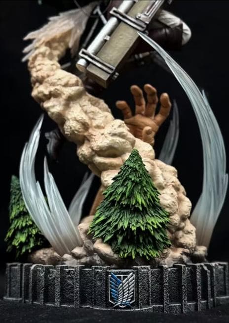 進撃の巨人　ヒストリア　ガレージキット　フィギュア