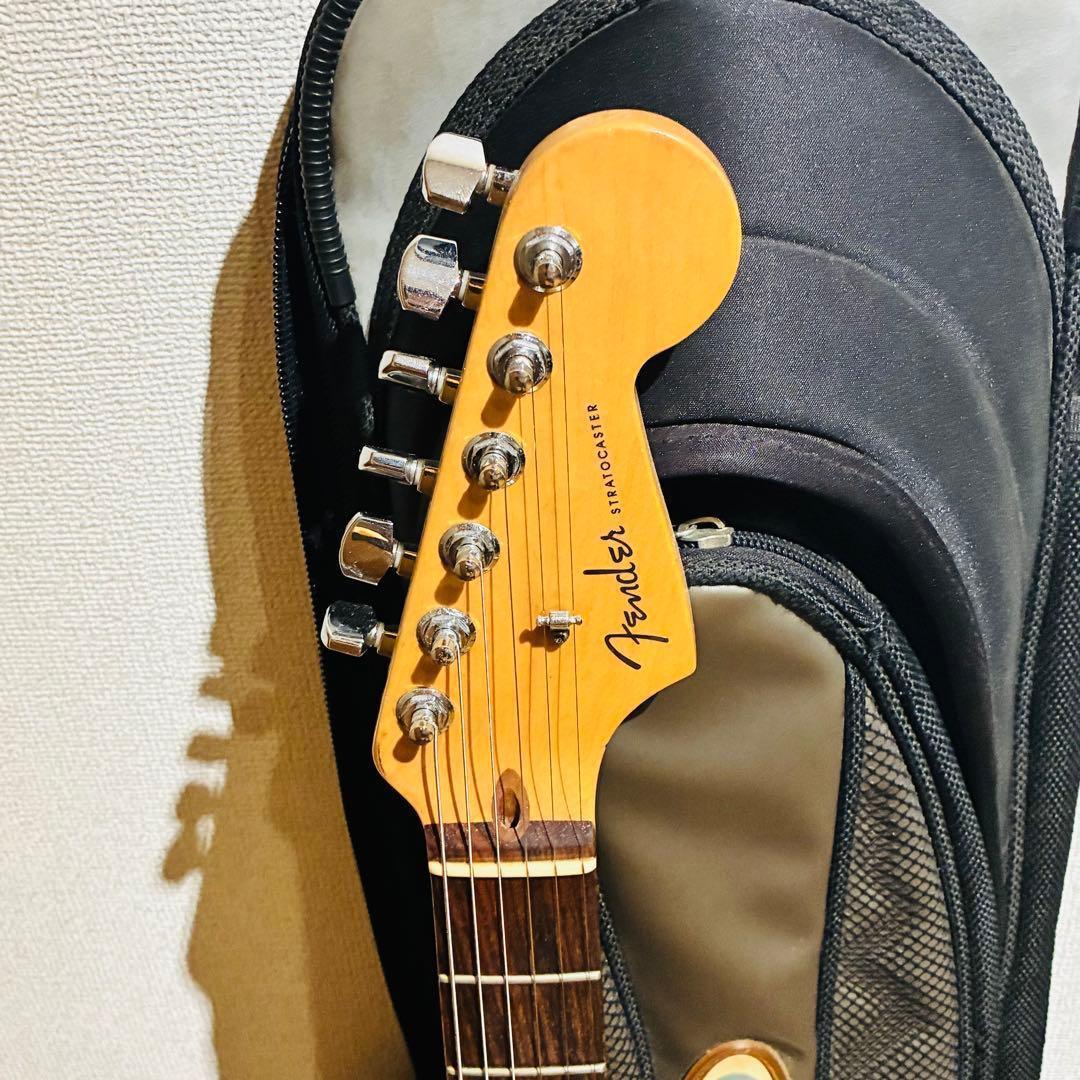 Fender American Deluxe Stratocaster 確認済