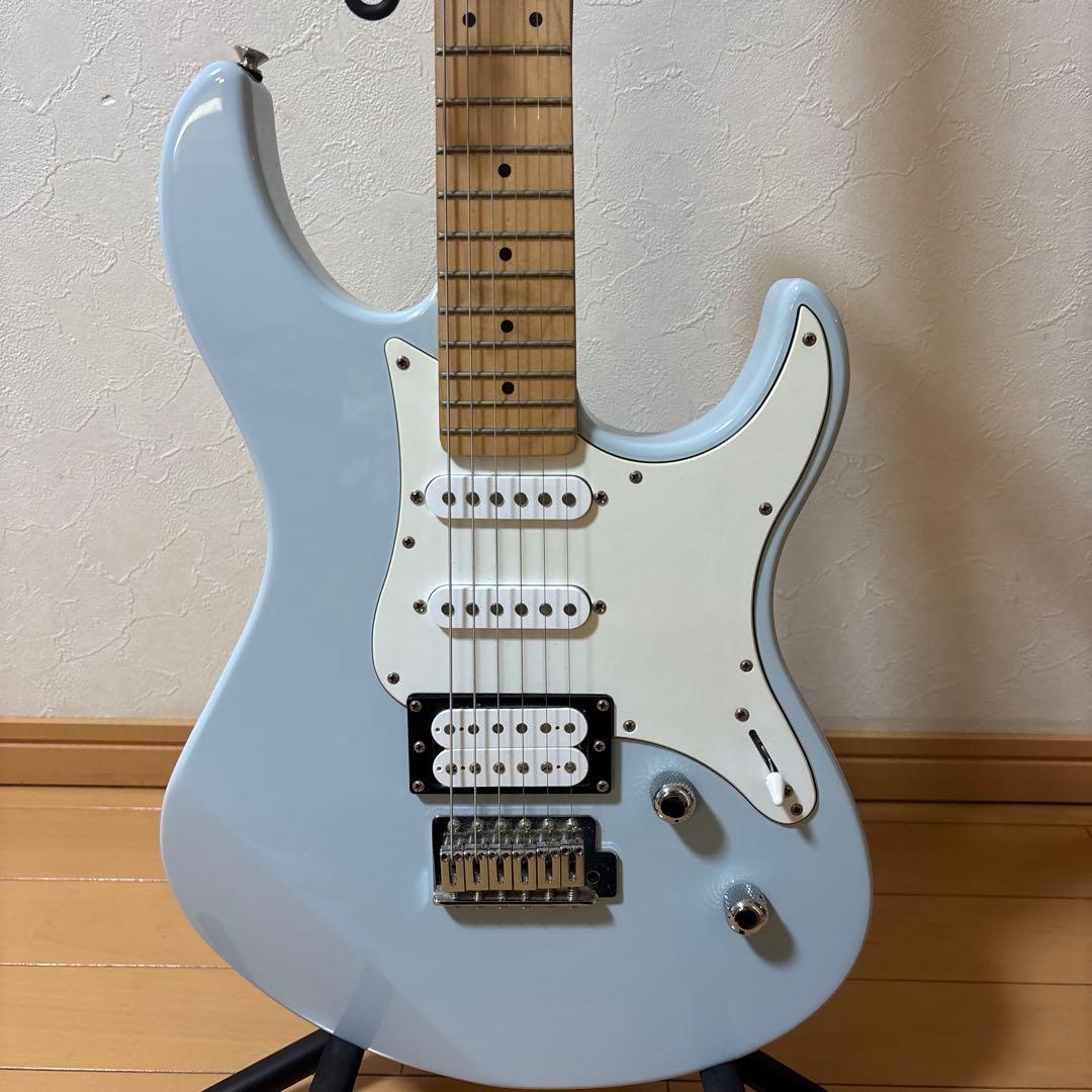 Yamaha PACIFIC 112 アイスブルー