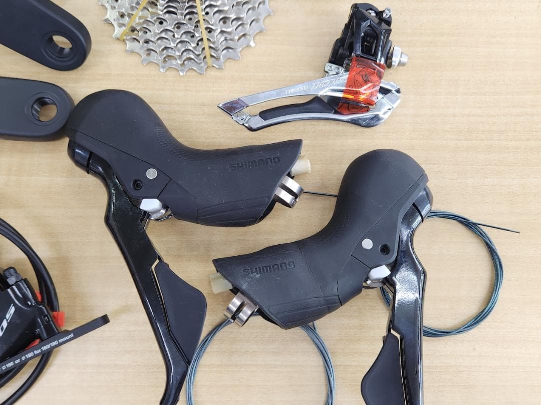 試乗用外し品　シマノ 105 ディスクコンポーネントセット 11速