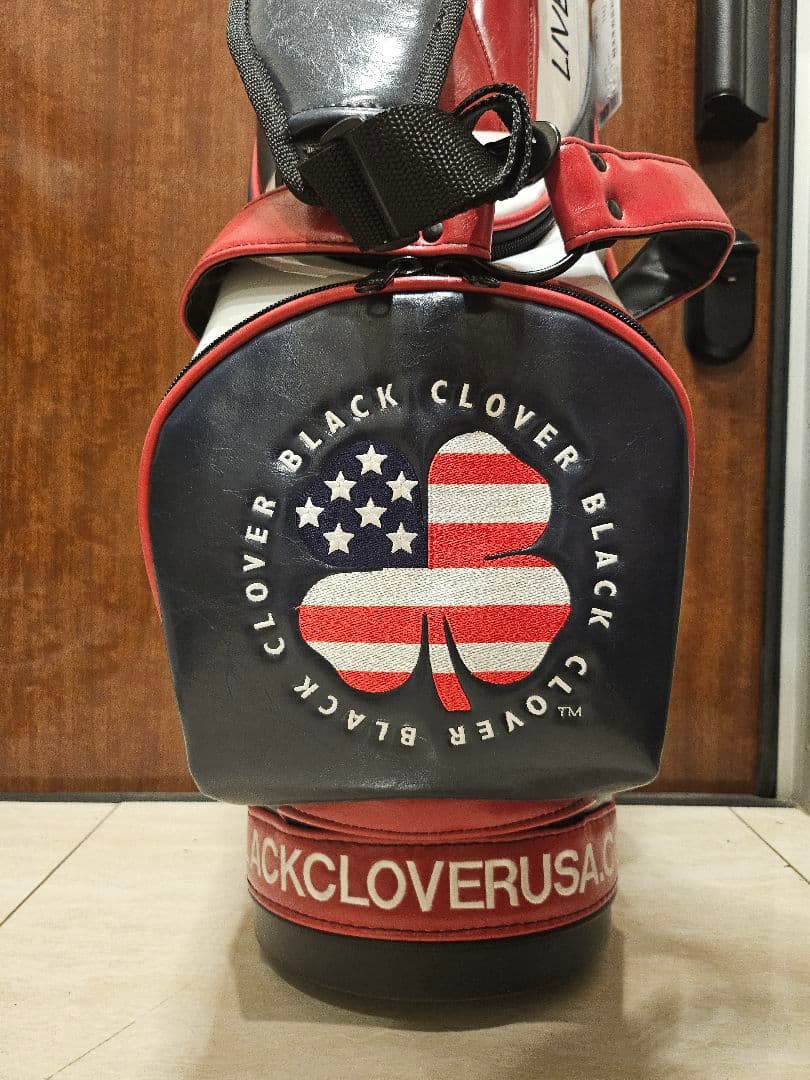BLACK CLOVER　キャディバック　ヘッドカバー