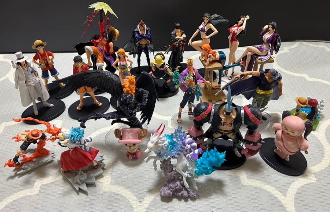 ワンピース22体まとめ売り、1番くじ4体含む！