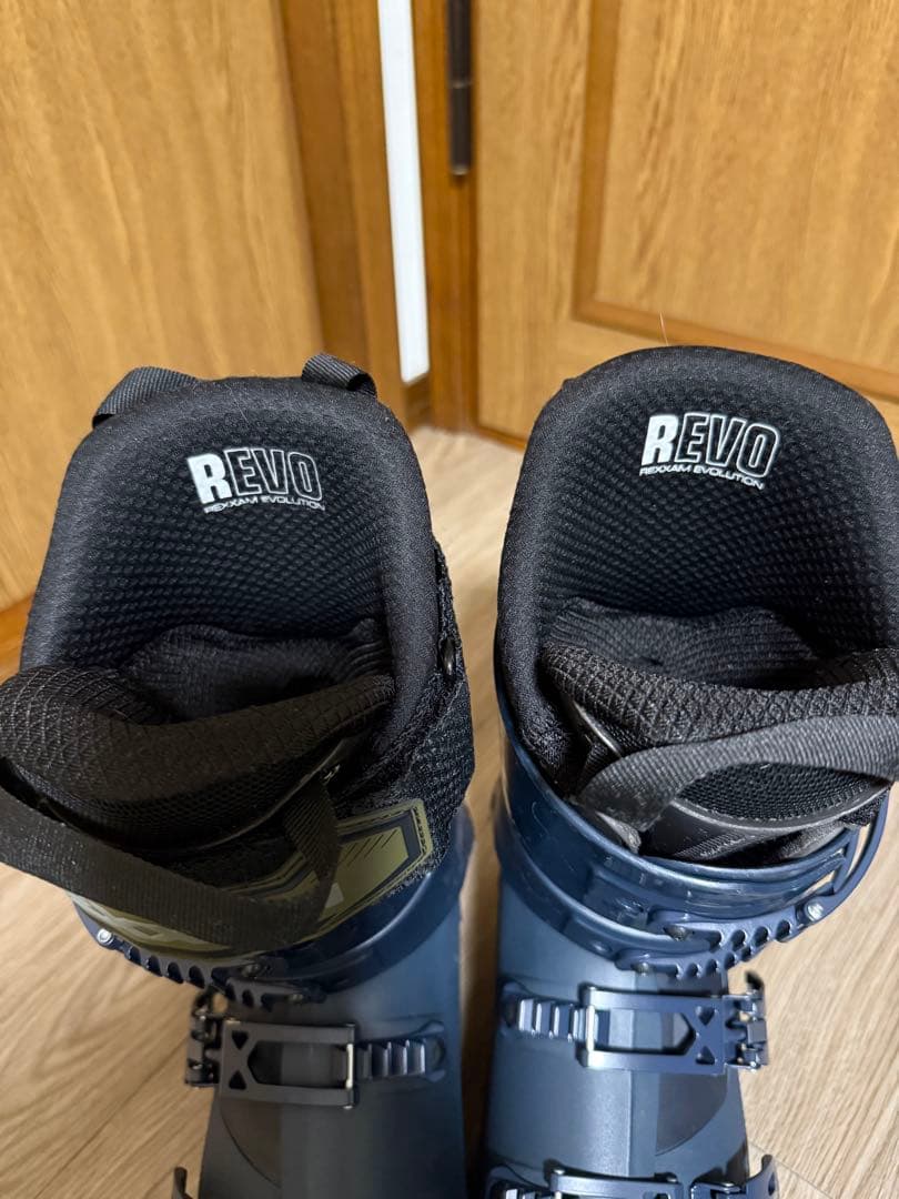 ss レクザム REXXAM 2024-2025 RC110 スキーブーツ