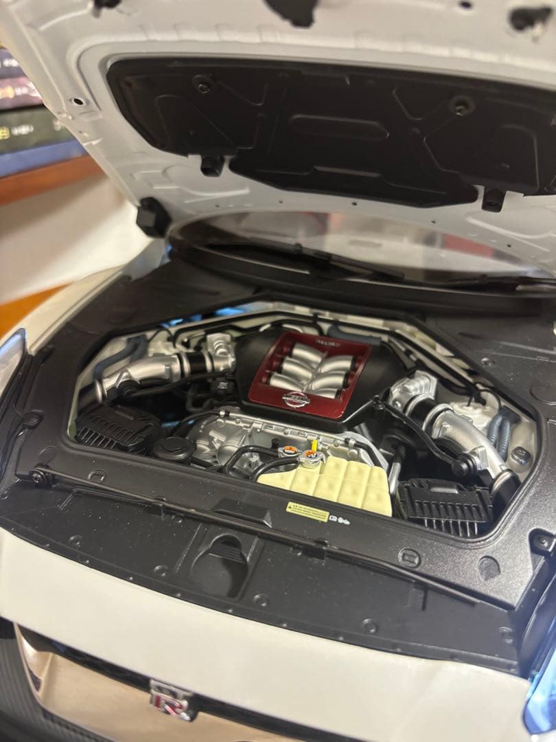 ディアゴDeagostini 分冊組立 1/8 GTR0自動車モデル