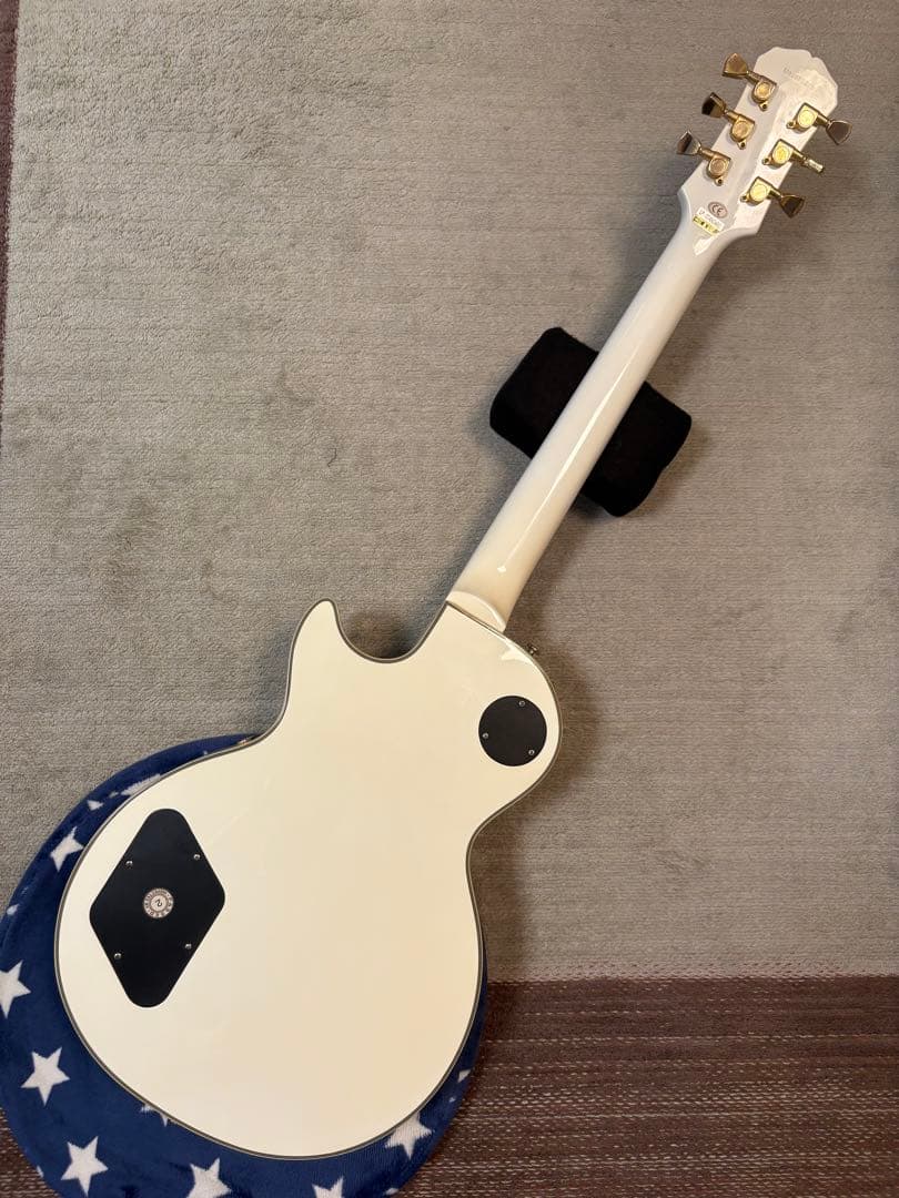 Epiphone Les Paul custom ホワイト ケース付き